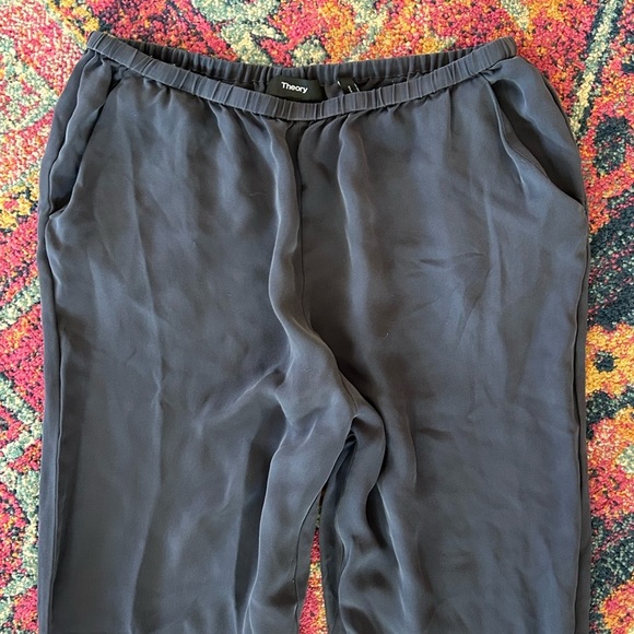 Theory | Women’s steel grey 100% silk Arai pull on jogger pants w/pockets size M - Picture 6 of 12
